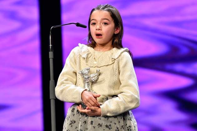 Sofia Otero with the Silver Bear for Best Acting Performance in a Leading Role for 20 000 especies de abejas 20,000 Species of Bees at the Closing Ceremony with Awards Ceremony at the Berlinale 2023 73 Berlin International Film Festival at the Berlinale Palast Berlin, 25 02 2023. Foto:xN.xKubelkax xFuturexImage