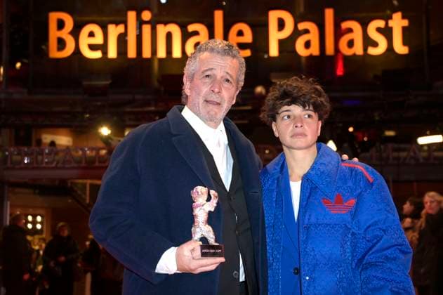 Joao Canijo and Leonor Teles with the Silver Bear Jury Prize for Mal Viver Bad Living at the Closing Ceremony with Award Ceremony at the Berlinale 2023 73 Berlin International Film Festival at the Berlinale Palast Berlin, 25 02 2023. Foto:xF.xKernx xFuturexImage