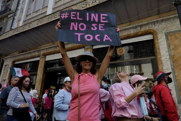 March For Democracy In Mexico A person is holding a banner during a march called March for Democracy, INE is not touched , which started from the Angel of Independence and is ending at the Zocalo in Mexico City, where several people are demonstrating in rejection of the proposed Electoral Reform presented by the President of Mexico, Andres Manuel Lopez Obrador, which proposes cutting the budget of political parties, electing legislators in a system of electoral lists and that the selection of the electoral councillors of the National Electoral Institute (INE) and the magistrates of the Electoral Tribunal be made by direct vote of the citizens. Mexico City Mexico  Copyright: xGerardoxVieyrax originalFilename: vieyra-notitle230226_npfV0.jpg