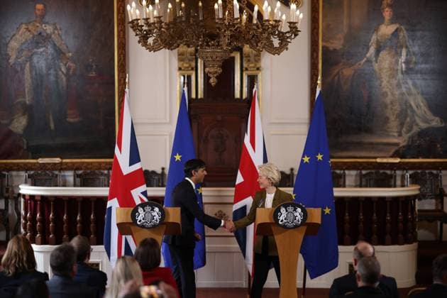 News Themen der Woche KW09 . 27 02 2023. Windsor, United Kingdom. UK Prime Minister Rishi Sunak and EU Commission President Ursula von der Leyen, at a press conference after agreeing on the the post-Brexit trade arrangements for Northern Ireland, at Windsor Guildhall in Windsor, United Kingdom.  xPoolx xi-Imagesx IIM-24185-0003