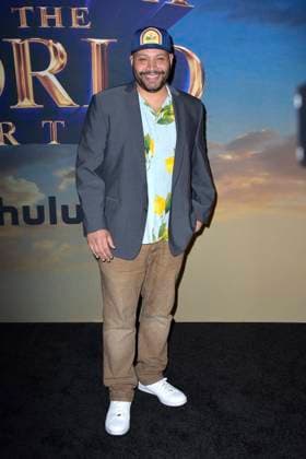 Colton Dunn at the premiere of the Hulu streaming series History of the World, Part II at the Hollywood Legion Theater Los Angeles, 27 02 2023. Foto:xD.xStarbuckx xFuturexImage