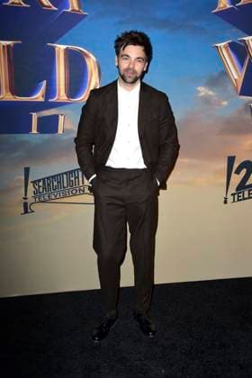 Drew Tarver at the premiere of the Hulu streaming series History of the World, Part II at the Hollywood Legion Theater Los Angeles, 27 02 2023. Foto:xD.xStarbuckx xFuturexImage