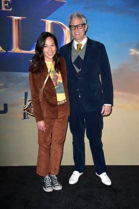 Emily Ting and Johnny Knoxville at the premiere of the Hulu streaming series History of the World, Part II at the Hollywood Legion Theater Los Angeles, 27 02 2023. Foto:xD.xStarbuckx xFuturexImage