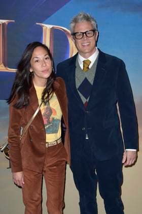 Emily Ting and Johnny Knoxville at the premiere of the Hulu streaming series History of the World, Part II at the Hollywood Legion Theater Los Angeles, 27 02 2023. Foto:xD.xStarbuckx xFuturexImage