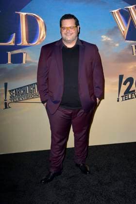 Josh Gad at the premiere of the Hulu streaming series History of the World, Part II at the Hollywood Legion Theater Los Angeles, 27 02 2023. Foto:xD.xStarbuckx xFuturexImage