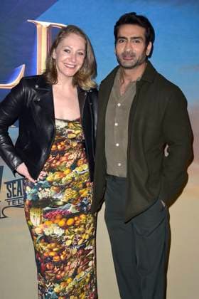 Emily V Gordon with husband Kumail Nanjiani at the premiere of the Hulu streaming series History of the World, Part II at the Hollywood Legion Theater Los Angeles, 27 02 2023. Foto:xD.xStarbuckx xFuturexImage