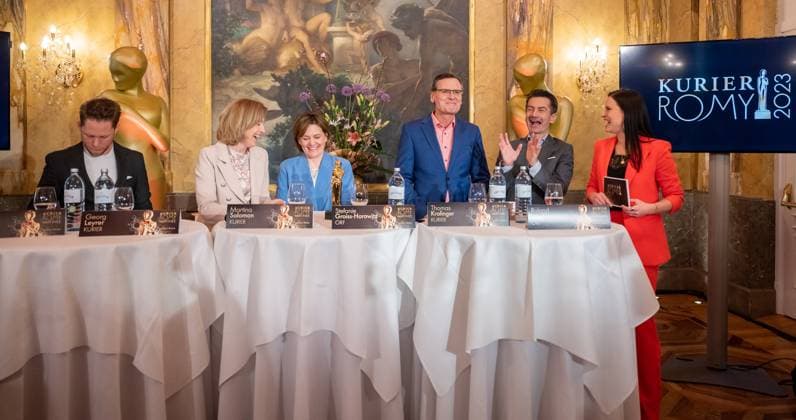 20230302 Kurier Romy Matinee WIEN, OESTERREICH - 02. MAERZ: Schauspieler und Vorgschlagsrecht fuer Entdeckungen Markus Freistaetter, KURIER Chefredakteurin Martina Salomon, ORF Programmdirektorin Stefanie Groiss-Horowitz, KURIER Geschaeftsfuehrer Thomas Kralinger, ORF Generaldirektor Roland Weissmann und Profitaenzerin und Moderatorin Conny Kreuter waehrend der KURIER ROMY Matinee mit Einblick, Ausblick und detaillierter Information rund um die KURIER ROMY GALA 2023 am 02.03.2023 im Hotel Imperial Wien am 02. Maerz 2023 in Wien, Oesterreich. 230203_SEPA_17_004 Copyright: xIsabellexOuvrardx SEPAxMedia