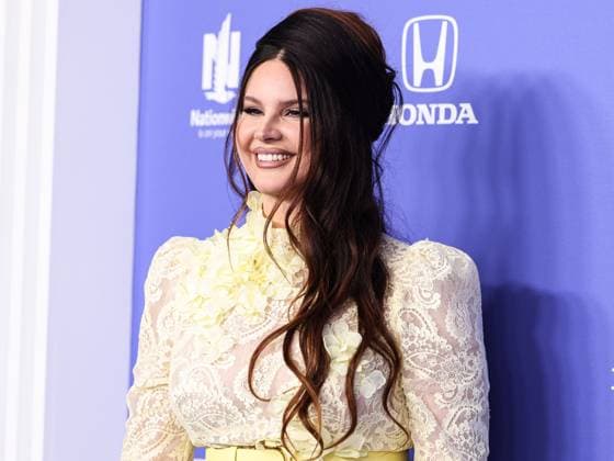 2023 Billboard Women In Music Lana Del Rey wearing a Zimmermann dress arrives at the 2023 Billboard Women In Music held at the YouTube Theater on March 1, 2023 in Inglewood, Los Angeles, California, United States. YouTube Theater, Inglewood, Los Angeles, California California United States  Copyright: xImagexPressxAgencyx originalFilename: collin-2023bill230302_npL9J.jpg