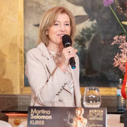 20230302 Kurier Romy Matinee WIEN, OESTERREICH - 02. MAERZ: KURIER Chefredakteurin Martina Salomon waehrend der KURIER ROMY Matinee mit Einblick, Ausblick und detaillierter Information rund um die KURIER ROMY GALA 2023 am 02.03.2023 im Hotel Imperial Wien am 02. Maerz 2023 in Wien, Oesterreich. 230203_SEPA_17_021 Copyright: xIsabellexOuvrardx SEPAxMedia
