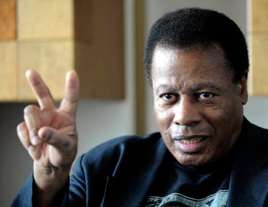***FILE PHOTO*** American jazz saxophonist and composer Wayne Shorter gestures during the press conference on the 63rd Prague Spring music festival, on May 26, 2008, in Prague, Czech Republic. (CTKxPhoto MichalxKrumphanzl) CTKPhotoP200805260485801  CTKPhotoP200805260485801