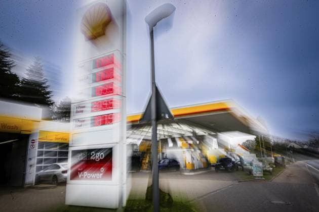 <p>Musikerin aus Berlin entdeckt geklautes Handy in Bochum am Freitag 03. März 2023 an einer Shell-Tankstelle am Zeppelindamm in Bochum. Deutschland NRW Bochum Copyright: AndrÃ xHirtz