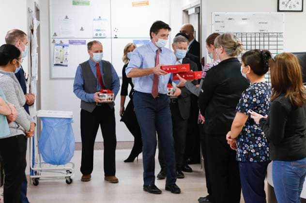 March 3, 2023, WINNIPEG, MANITOBA, CANADA: Prime Minister Justin Trudeau delivers donuts to health care workers at the Grace Hospital in Winnipeg, Friday, March 3, 2023. WINNIPEG CANADA  - ZUMAc35_ 20230303_zaf_c35_053 Copyright: xJohnxWoodsx