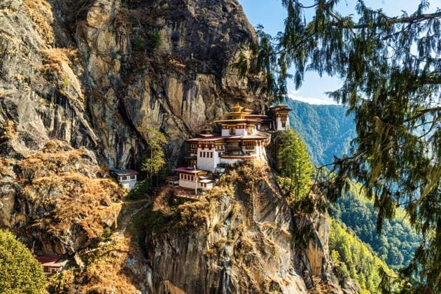 View of Taktshang Monastery on the mountain in Paro, Bhutan View of Taktshang Monastery on the mountain in Paro, Bhutan Paro Bhutan *** Ansicht des Klosters Taktshang auf dem Berg in Paro, Bhutan Ansicht des Klosters Taktshang auf dem Berg in Paro, Bhutan Paro Bhutan Copyright: xoffenberg@gmx.dex