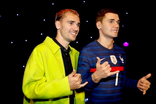 Bilder des Jahres 2023, Entertainment 03 März Entertainment Themen der Woche KW10 Inauguration de la statue de cire d Antoine Griezmann au Musee Grevin. 6 Mars 2023 : Paris, France : Antoine Griezmannn reveals his statue at Musee Grevin. (Henri Szwarc Starface) 289346 2023-03-06 Paris France Griezmann, Antoine  Copyright: xHenrixSwzarcx xStarfacex STAR_289346_011