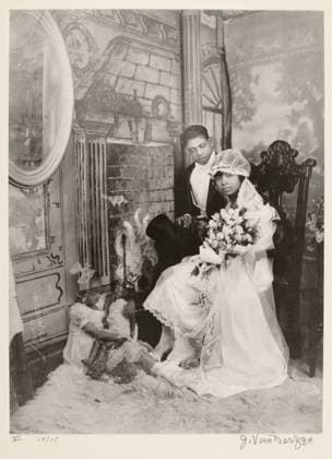 RECORD DATE NOT STATED ï»¿James Van Der Zee, Wedding Day, Harlem, 1926, printed 1974, Gelatin silver print. Copyright: xpiemagsx clararpie07032023-9130 !ACHTUNG AUFNAHMEDATUM GESCHÄTZT!