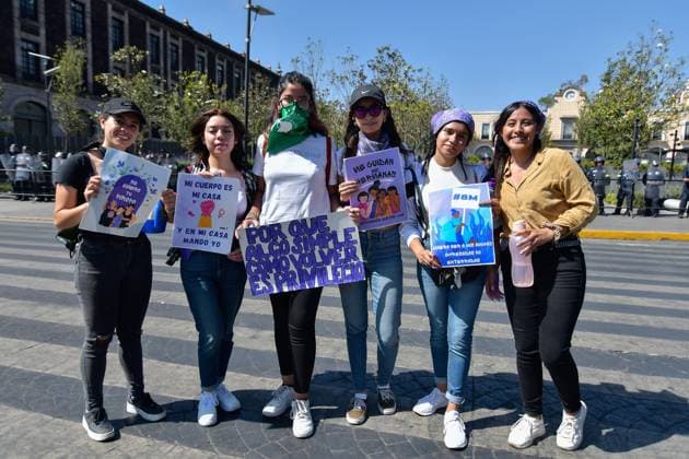 Thousands of women take to the streets to protest 8M in Mexico State March 08 , 2023 Toluca, Mexico : As part of the activities of International Women s Day, mobilizations are taking place all over the country and the capital of the State of Mexico was no exception, therefore, from young girls to elderly women came to the meeting points, gradually filling the streets with purple. on March 08 , 2023 in Toluca, MÃ xico. (Photo by Arturo Hernandez Eyepix Group) Copyright: xArturoxHernandezx xEyepixxGroupx AH_080323_07