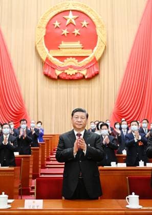 Bilder des Jahres 2023, News 03 März News Themen der Woche KW10 (230310) -- BEIJING, March 10, 2023 -- Xi Jinping is unanimously elected president of the People s Republic of China (PRC) and chairman of the Central Military Commission (CMC) of the PRC at the third plenary meeting of the first session of the 14th National People s Congress (NPC) at the Great Hall of the People in Beijing, capital of China, March 10, 2023. ) (TWO SESSIONS)CHINA-BEIJING-XI JINPING-PRESIDENT-CMC CHAIRMAN (CN) LixXueren 
