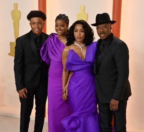 Angela Bassett (2R), Courtney B. Vance (L), Bronwyn Golden Vance (2L) and Slater Josiah Vance (R) attend the 95th annual Academy Awards at the Dolby Theatre in the Hollywood section of Los Angeles on Sunday, March 12, 2023.  LAP20230312120 JIMxRUYMEN