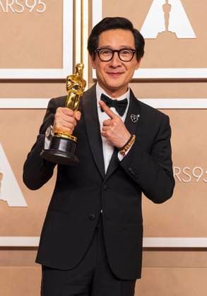 Ke Huy Quan poses with his Oscar for Best Supporting Actor for the film Everything Everywhere All at Once , in the press room of the 95th edition of the Academy Awards ceremony, at the Dolby Theater in Hollywood, USA, 12 March 2023. 95th edition of the Academy Awards in Hollywood !ACHTUNG: NUR REDAKTIONELLE NUTZUNG!  Copyright: xArmandoxArorizox AME1914 20230313-b550bfbb44aeee4b02c4326ee1b4224a2e0249bf