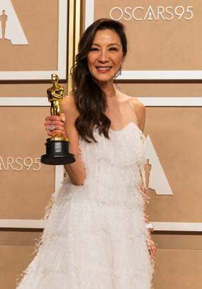 Michelle Yeoh poses with her Oscar for Best Actress in a leading role for the film Everything Everywhere All at Once , in the press room of the 95th edition of the Academy Awards ceremony, at the Dolby Theater in Hollywood, USA, 12 March 2023. 95th edition of the Academy Awards in Hollywood !ACHTUNG: NUR REDAKTIONELLE NUTZUNG!  Copyright: xArmandoxArorizox AME1966 20230313-3e117ae6c4b8aea4bd97b34f567163fdc23f456c