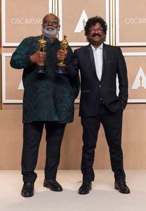 M. M. Keeravani and Chandrabose pose with their Oscars for Best Original Song Naatu Naatu from the movie RRR in the press room of the 95th edition of the Academy Awards ceremony, at the Dolby Theater in Hollywood, USA, 12 March 2023. 95th edition of the Academy Awards in Hollywood !ACHTUNG: NUR REDAKTIONELLE NUTZUNG!  Copyright: xArmandoxArorizox AME1982 20230313-6480f5566ba53d55cc25a03d1d12bc6431b8a28b