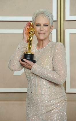 Jamie Lee Curtis in the press room for 95th Academy Awards - Photo Room, Dolby Theatre, Los Angeles, CA March 12, 2023. Photo By: Elizabeth Goodenough Everett Collection in the press room for 95th Academy Awards - Photo Room, Dolby Theatre, Los Angeles, CA March 12, 2023. Photo By: Elizabeth Goodenough Everett Collection PUBLICATIONXNOTxINxCANxCHNxFRAxITAxJPNxNORxPOLxRUSxESPxUKxUSA