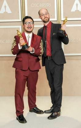 Dan Kwan, Daniel Scheinert in the press room for 95th Academy Awards - Photo Room, Dolby Theatre, Los Angeles, CA March 12, 2023. Photo By: Elizabeth Goodenough/Everett Collection in the press room for 95th Academy Awards - Photo Room, Dolby Theatre, Los Angeles, CA March 12, 2023. Photo By: Elizabeth Goodenough/Everett Collection PUBLICATIONXNOTxINxCANxCHNxFRAxITAxJPNxNORxPOLxRUSxESPxUKxUSA