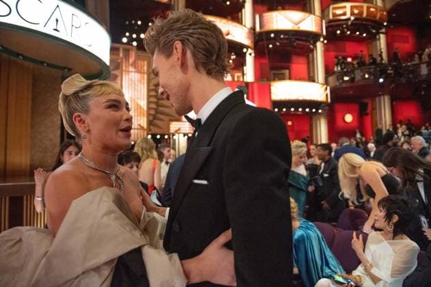 Florence Pugh and Austin Butler enjoy the live ABC telecast of the 95th OscarsÂ® at the DolbyÂ® Theatre at Ovation Hollywood on Sunday, March 12, 2023.  Copyright: xA.M.P.A.S.x 34494-613PLX