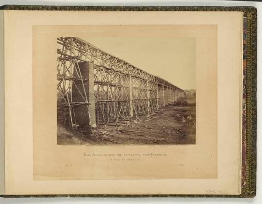 RECORD DATE NOT STATED High Bridge crossing the Appomattox, near Farmville, on South Side Railroad, Virginia negative by T.H. O Sullivan, positive by A. Gardner.. Illus. in: Gardner s photographic sketch book of the war Alexander Gardner. Washington, D.C. : Philp & Solomons, c1866 , v. 2, no. 98, Copyright by A. Gardner, Title from item. Railroad bridges, Virginia, Appomattox County, 1860-1870, War damage, Virginia Appomattox County, 1860-1870, Appomattox Campaign, 1865, United States, History, Civil War, 1861-1865, Transportation, Virginia, Farmville, United States, History, Civil War, 1861-1865, Engineering & construction, Virginia, Farmville. Copyright: xpiemagsx civwarpietiff12032023-8757 !ACHTUNG AUFNAHMEDATUM GESCHÄTZT!
