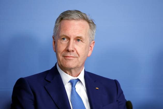 Federal President a D Christian Wulff, Germany, Berlin, Federal Press Conference, Topic Press Conference Here it sounds good to me the nationwide project for more participation in music Federal President a D Christian Wulff and Caritas President Eva Maria Welskop Deffa present for the first time the predicate