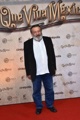 Que Viva Mexico Premiere in Mexiko-Stadt Que Viva Mexico Film Premiere March 14, 2023, Mexico City, Mexico: Actor Jose Sefami attends the red carpet of ˜Que Viva Mexico™ film Premiere at Cinepolis Oasis Coyoacan. on March 14, 2023 in Mexico City, Mexico. (Photo by Carlos Tischler Eyepix Group) Copyright: xCarlosxTischler xEyepixxGroupx CT_14032023_89843