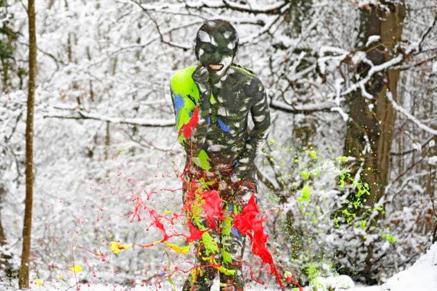 Bodyart forest splash performance with model Julia on a forest clearing Holtensen, 14 03 2023 BodyArt artist Jörg Düsterwald Foto:xT.xSkupinx xFuturexImage