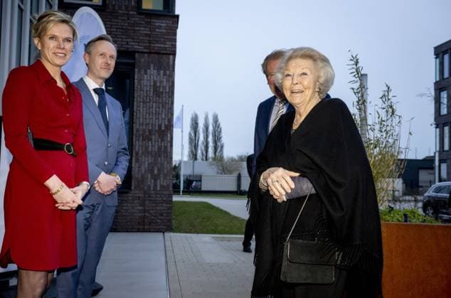 Prinzessin Beatrix beim Prinz Friso Engineering Award in Papendrecht PAPENDRECHT - Princess Beatrix during the presentation of the ninth Prince Friso Engineering Prize in the Boskalis Auditorium. ANP ROBIN UTRECHT netherlands out - belgium out  Copyright: xx x465059723x originalFilename: 465059723.jpg