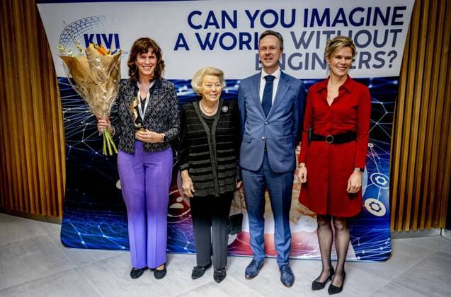 PAPENDRECHT - Princess Beatrix during the presentation of the ninth Prince Friso Engineering Prize in the Boskalis Auditorium. ANP ROBIN UTRECHT netherlands out - belgium out  Copyright: xx x465062745x originalFilename: 465062745.jpg