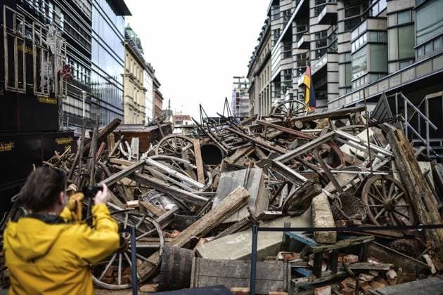 News Themen der Woche KW11 News Bilder des Tages RECORD DATE NOT STATED Revolution 1848 1849 *** NUR FÜR REDAKTIONELLE ZWECKE *** EDITORIAL USE ONLY ***<p>Revolution 1848 1849. Menschen vor einer in der Berliner Jägerstraße aufgebauten Barrikade zum Jubiläum der Revolution am 17. März 2023. Deutschland Berlin Copyright: RetoxKlar *** Revolution 1848 1849 FOR EDITORIAL PURPOSES ONLY EDITORIAL USE ONLY p Revolution 1848 1849 People in front of a barricade set up in Berlins Jägerstrasse to mark the anniversary of the revolution on March 17, 2023 Germany Berlin Copyright RetoxKlar Copyright: RetoxKlar doc7pdgcm5ao03grz551di ,EDITORIAL USE ONLY