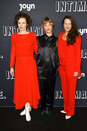 Adina Vetter, Heike Makatsch und Catrin Striebeck bei der Premiere der neuen Comedyserie Intimate (Pro7 und Joyn) am 17.03.2023 in Berlin Intimate Serien Premiere in Berlin *** Adina Vetter, Heike Makatsch and Catrin Striebeck at the premiere of the new comedy series Intimate Pro7 and Joyn on 17 03 2023 in Berlin Intimate series premiere in Berlin 