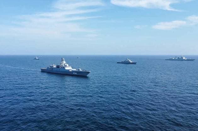 MARCH 18, 2023: Seen in this video screen grab are ships during a joint naval drill in the Gulf of Oman. Naval forces of China, Russia, Iran and some other countries are taking part in the Security Bond 2023 joint naval exercise in the Gulf of Oman from 15 to 19 March 2023. Video grab. Best possible quality. Northern Fleet Press Service TASS  57934422
