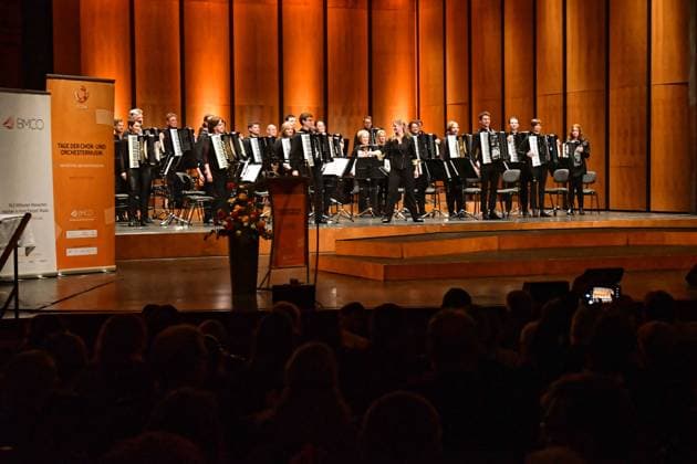 Choir Orchsester 19 03 2023 Ceremony for the award of the Zelter and PRO MUSICA plaques with the Minister of Culture Claudia Roth in the context of the Days of Choir and Orchestra Music TCOM in Dessau Roßlau in the Dessau Theater AWARD OF THE ZELTER PLAKETTE to the Berlin Mozart Choir and AWARD OF THE PRO MUSICA PLAKETTE to the Trombone Choir Döbeln Dessau Ros