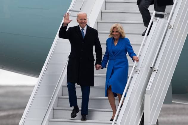 March 23, 2023, Ottawa, ON, Canada: U.S. President Joe Biden and First Lady Jill Biden arrive at Ottawa MacdonaldöÄÃ¬Cartier International Airport ahead of an official state visit in Ottawa, Thursday, March 23, 2023. Ottawa Canada  - ZUMAc35_ 20230323_zaf_c35_099 Copyright: xSpencerxColbyx