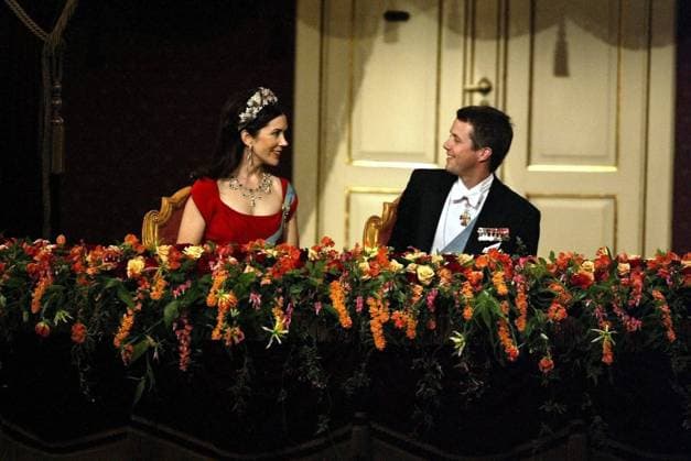 COPENHAGEN, DENMARK MAY 13 2004 - The wedding between Danish Crown Prince Frederik and Australian Miss Mary Donaldson took place in the Cathedral of Copenhagen, Denmark Friday May 14 2004. Members of the European royal families, and many other nobilities, attended the wedding.Pictures: Gala Performance in the Royal Theatre Here: Mary Donalson and Crown Prince Frederik COPENHAGEN DENMARK x1012x *** COPENHAGEN, DENMARK MAY 13 2004 The wedding between Danish Crown Prince Frederik and Australian Miss Mary Donaldson took place in the Cathedral of Copenhagen, Denmark Friday May 14 2004 Members of the European royal families, and many other nobilities, attended the wedding Pictures Gala Performance in the Royal Theatre Here Mary Donalson a  Copyright: xTONIxSICAx DENMARK ROYAL WEDDING