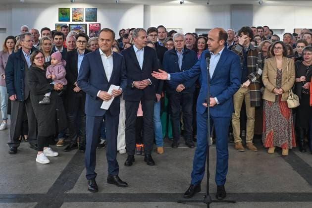 Leader Of Civic Platform, Donald Tusk, Wraps Up Election Campaign Tour In Silesia KATOWICE, POLAND - MARCH 26: Donald Tusk (L), Chairman of the Civic Platform (PO) opposition party, and Boris Budka, Silesian MP and deputy chairman of the Civic Platform, at the press conference at the Szyb Gallery in Katowice, on March 26, 2023, in Katowice, Poland. The leader of Civic Platform concludes his election campaign tour in the Silesia region, meeting with party members and supporters. Katowice Poland  Copyright: xArturxWidakx originalFilename: widak-leaderof230326_npEfA.jpg