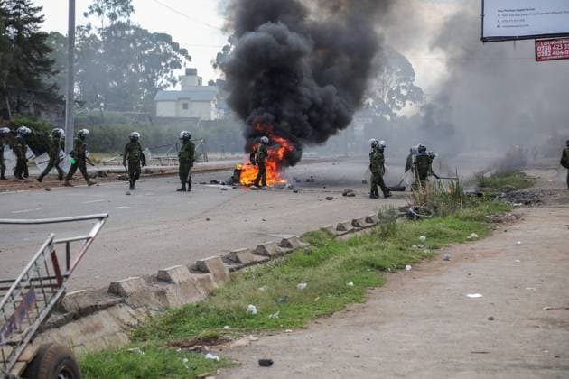Bilder des Jahres 2023, News 04 April News Themen der Woche KW13 News Bilder des Tages March 27, 2023, Nairobi, Kenya: Anti-riot police officers seen during a demonstration called by Azimio party leader Raila Odinga over the cost of living and president William Ruto s administration. Nairobi Kenya - ZUMAs197 20230327_zaa_s197_070 Copyright: xJohnxOchiengx