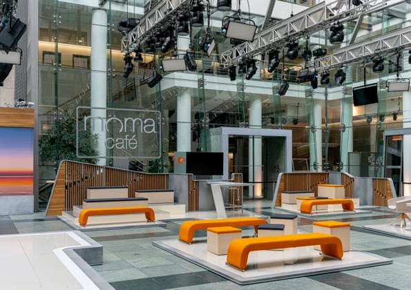 ZDF Hauptstadtstudio am Zollernhof, Unter den Linden, Berlin, Deutschland *** ZDF Hauptstadtstudio on Zollernhof, at the lime trees, Berlin, Germany 1020920924
