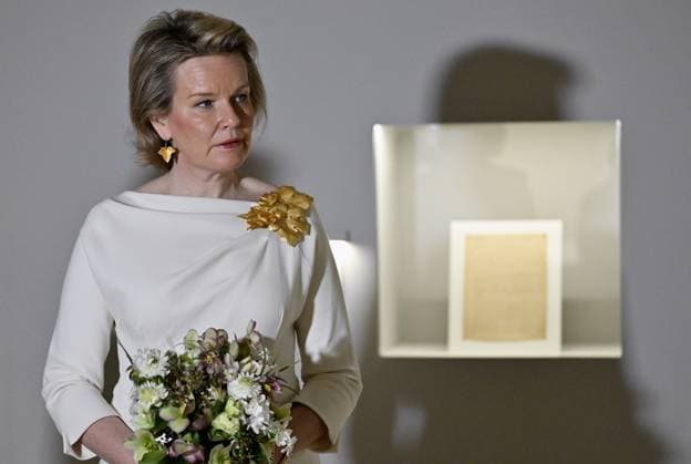 Queen Mathilde of Belgium pictured during a royal visit to the new exhibition Expedition Egypt at the Art and History Museum (Museum Kunst & Geschiedenis - Musee de l Art et d Histoire), in Brussels, Thursday 30 March 2023.  ERICxLALMAND 63906605