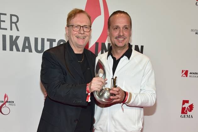 Deutscher MusikAutorenPreis 2023 Michael Beil, composition experimental music electronics , Alex Christensen, DJ, music producer Arrival red carpet to the 14 award ceremony, Deutscher MusikAutorenPreis 2023 on March 30 in Berlin Photopress Mueller