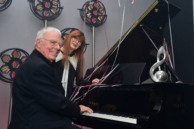 Deutscher MusikAutorenPreis 2023 Christian Bruhn for his lifes work, Katja Ebstein, laudator at the piano Arrival red carpet to the 14 award ceremony, Deutscher MusikAutorenPreis 2023 on March 30 in Berlin Photopress Mueller