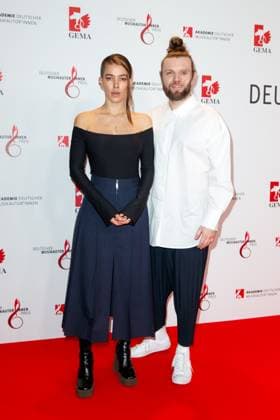GEMA Music Authors Award 2023 Alina Süggeler and Andreas Andi Weizel Frida Gold at the 14 GEMA Music Authors Award at the Ritz Carlton on 30 03 2023 in Berlin Copyright: xEventpressxKochanx