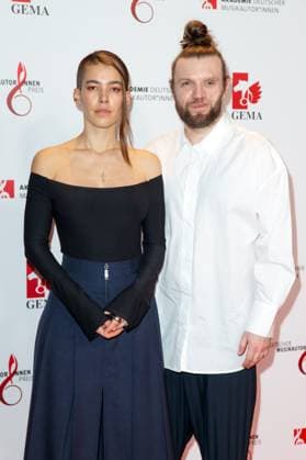GEMA Music Authors Award 2023 Alina Süggeler and Andreas Andi Weizel Frida Gold at the 14 GEMA Music Authors Award at the Ritz Carlton on 30 03 2023 in Berlin Copyright: xEventpressxKochanx