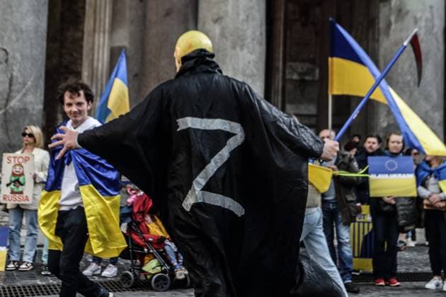 News Themen der Woche KW13 News Bilder des Tages April 2, 2023 - Demonstration against Russian aggression in Ukraine with a flashmob in front o The Pantheon in Rome. Rome, Italy - EvandroInetti_via ZUMA Wire Vatican City State - ZUMAi15_ 20230402_zaf_i15_002 Copyright: xEvandroxInettix