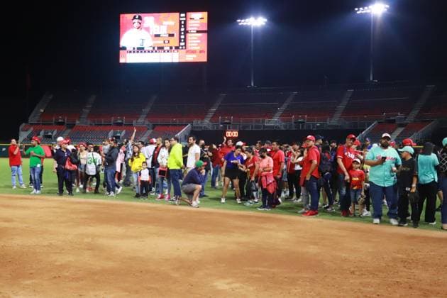 April 3, 2023, Mexico City, Mexico: Civil Protection carry out a security protocol after the seismic alert due to the registered tremor of 5.5 degrees Richter, where the fans were admitted to the field of the Alfredo Harp Helu stadium, momentarily suspending the game between Bulls de Tijuana and Red Devils of Mo xico on April 03, 2023 in Mexico City, Mexico. Mexico City Mexico - ZUMAe321 20230404_zia_e321_051 Copyright: xCarlosxSantiagox